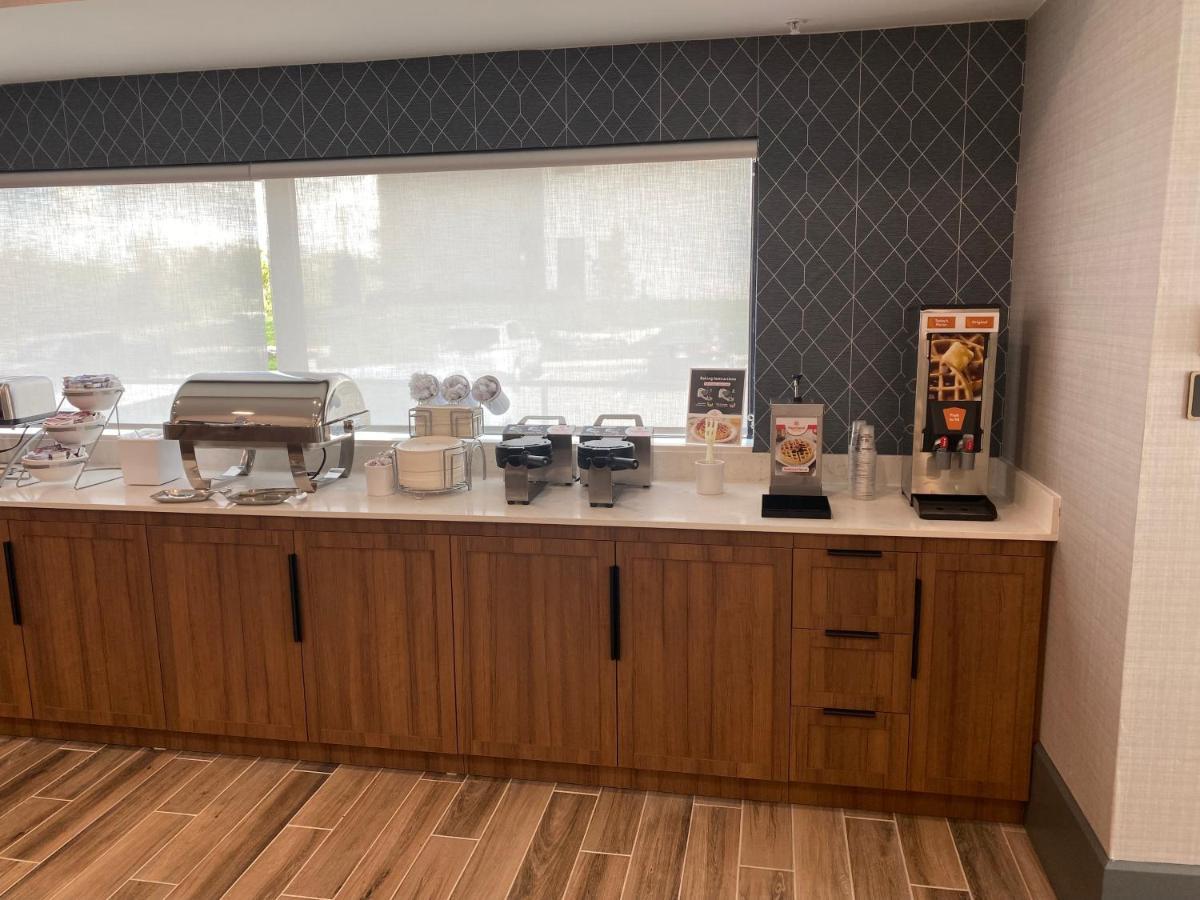 Comfort Inn & Suites Gallatin - Nashville Metro Bagian luar foto
